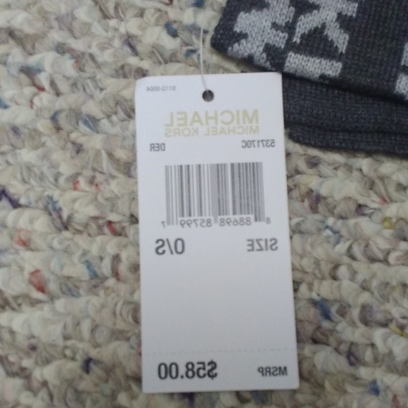 Michael Kors Scarf - Picture 3 of 3